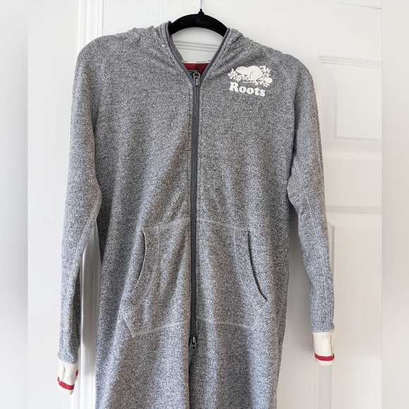 Roots Onesie - Picture 2 of 4